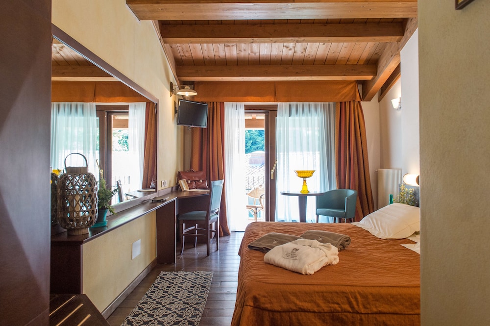 Hotel Delle Terme Santa Agnese 18/50