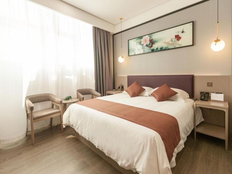 Gya Jiaxing Tongxiang City Century Avenue Hotel 1/16