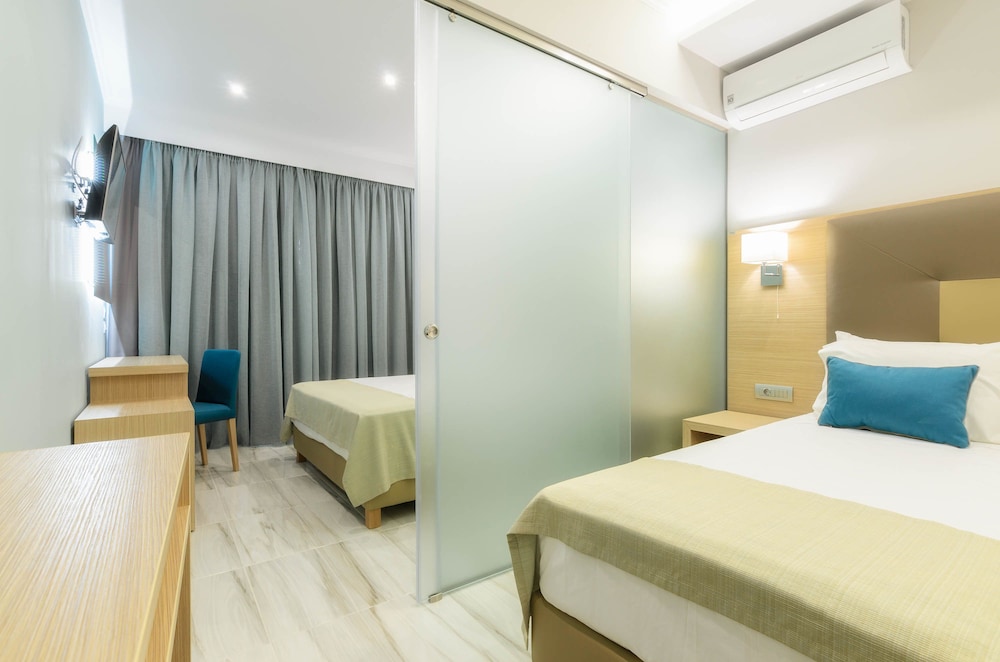 family suite
