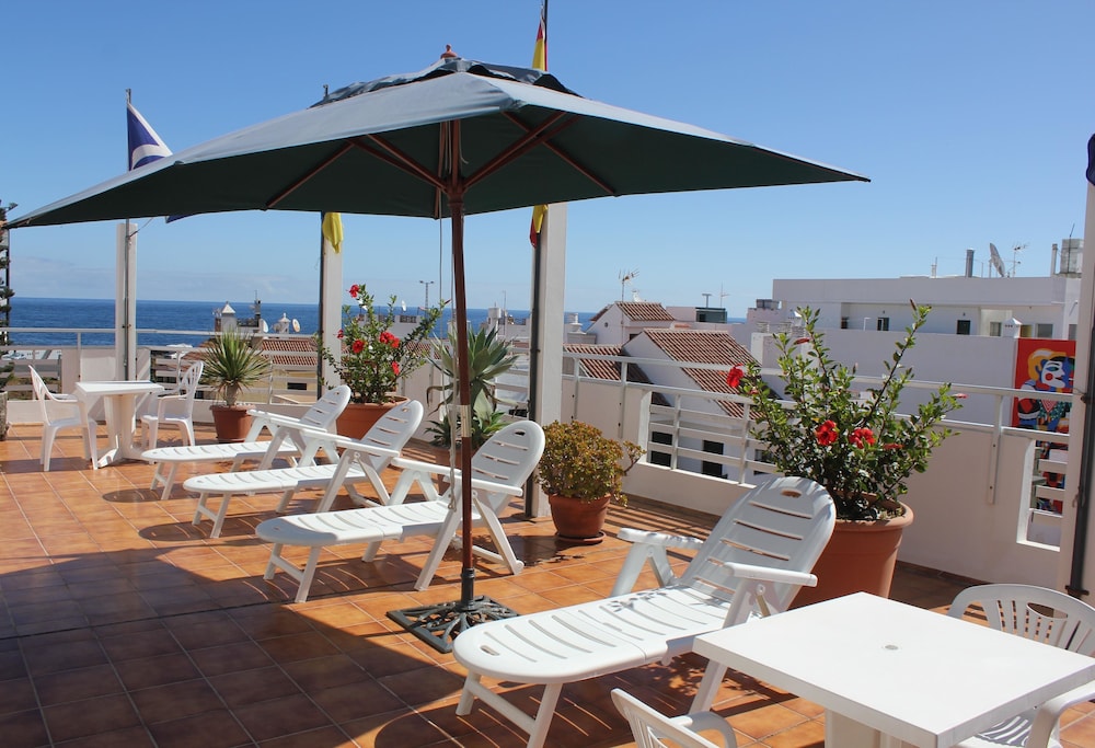 Sun Holidays Hotel 54/59