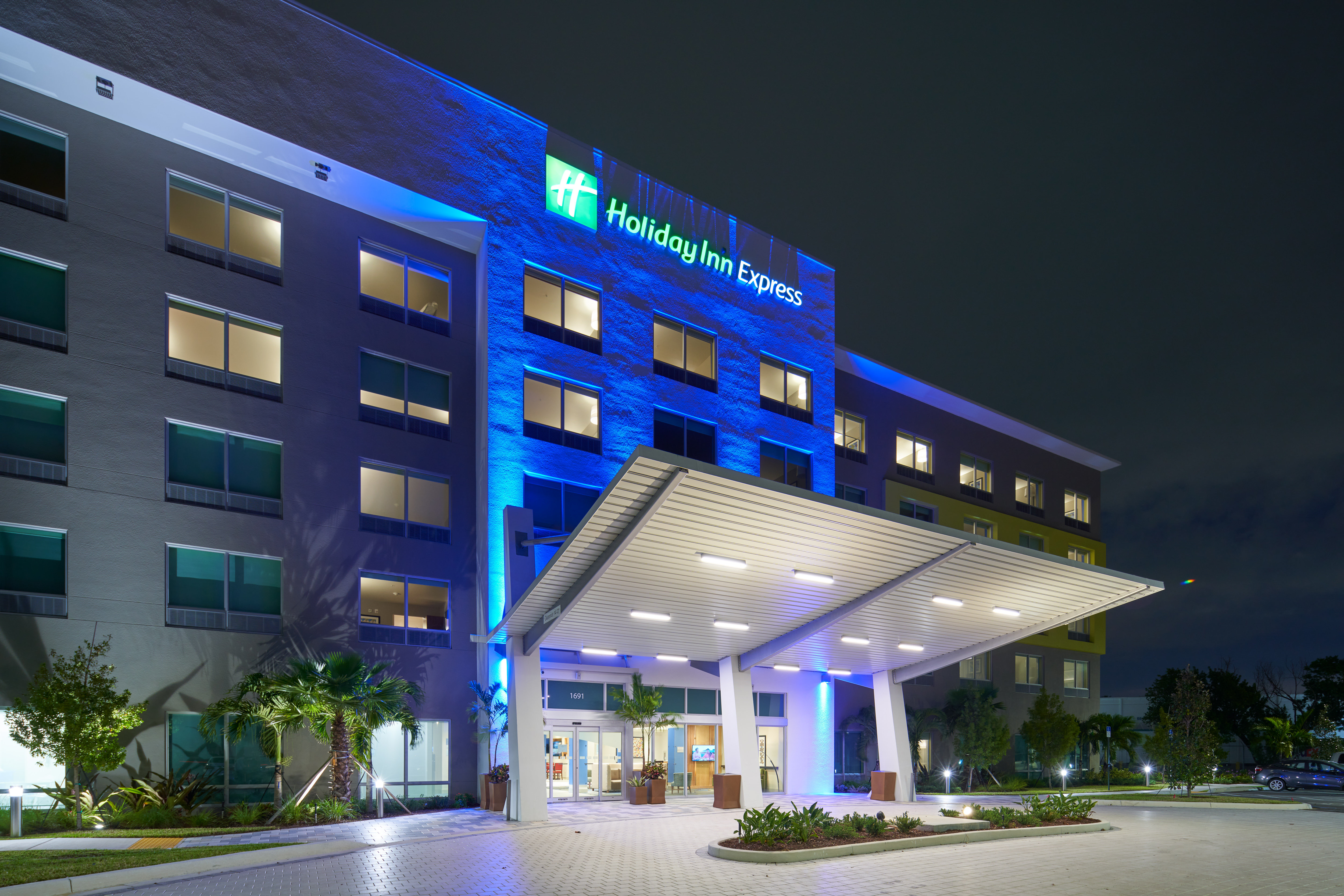 Holiday Inn Express Doral Miami in DORAL - FL