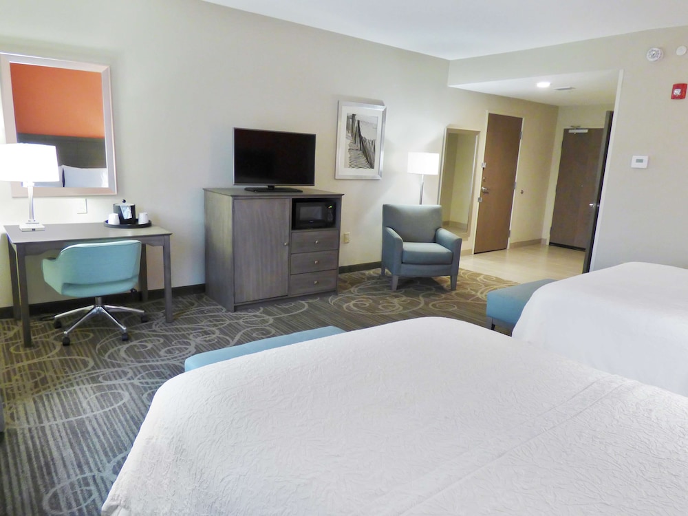 Hampton Inn & Suites Pensacola/I-10 Pine Forest Road 17/47