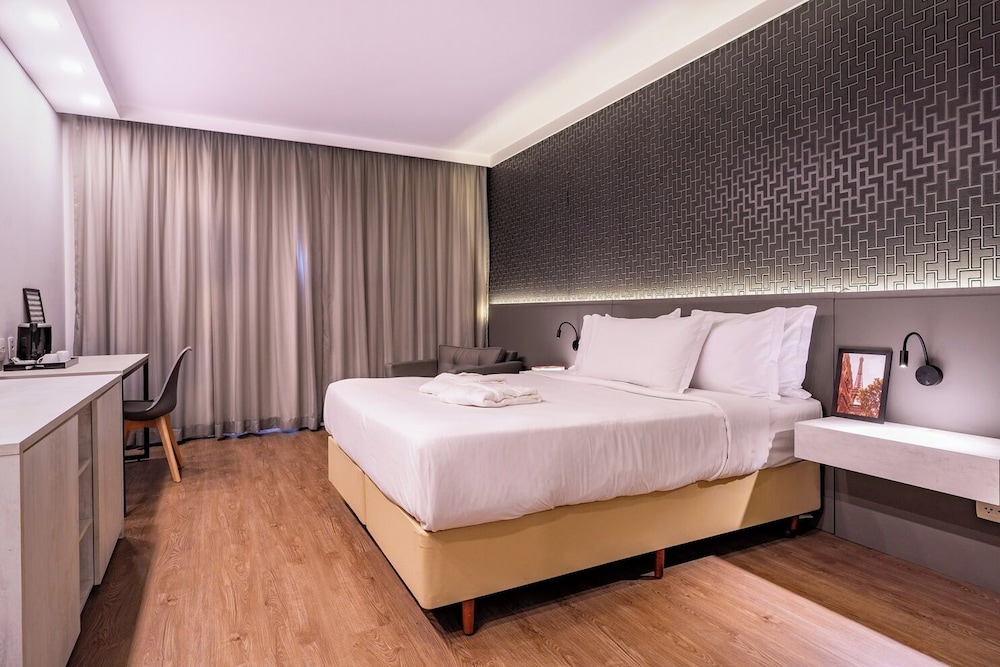 PREMIUM, DOUBLE BED