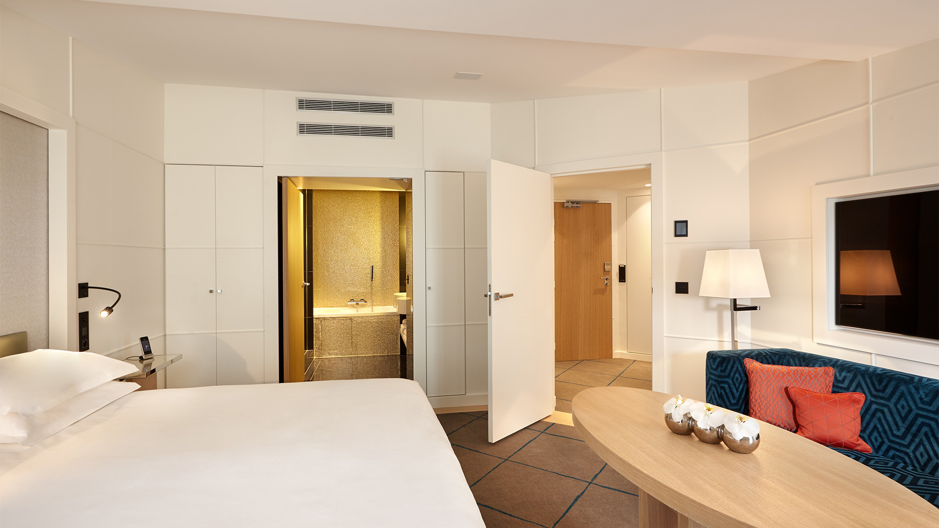 5 Rooms, Suite