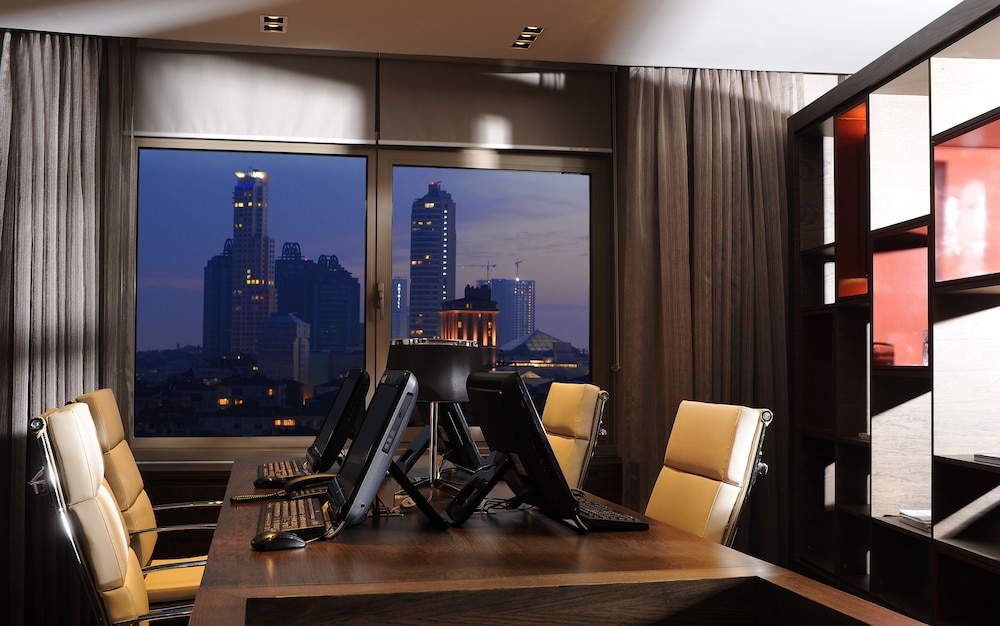 Surmeli Istanbul Hotel 44/72