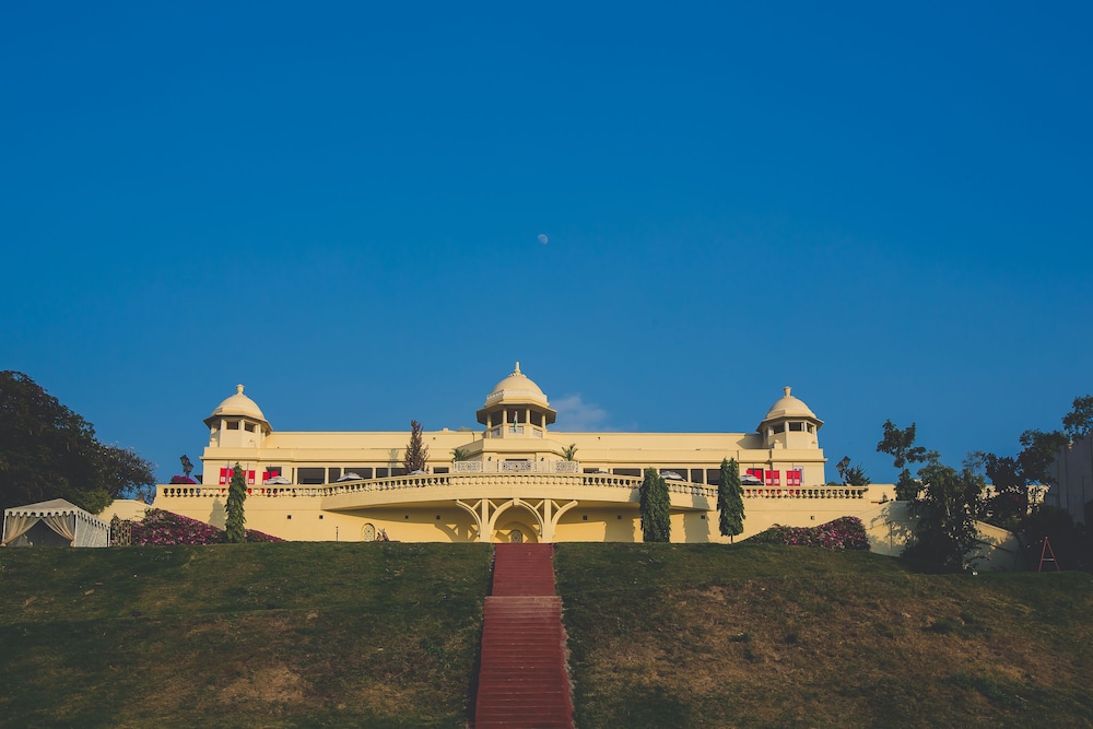 Lalit Laxmi Vilas Palace 46/50