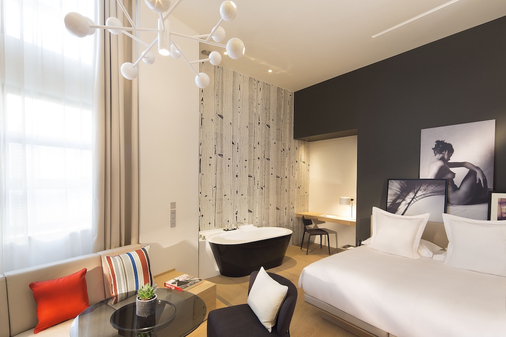 LE CINQ CODET 15/77