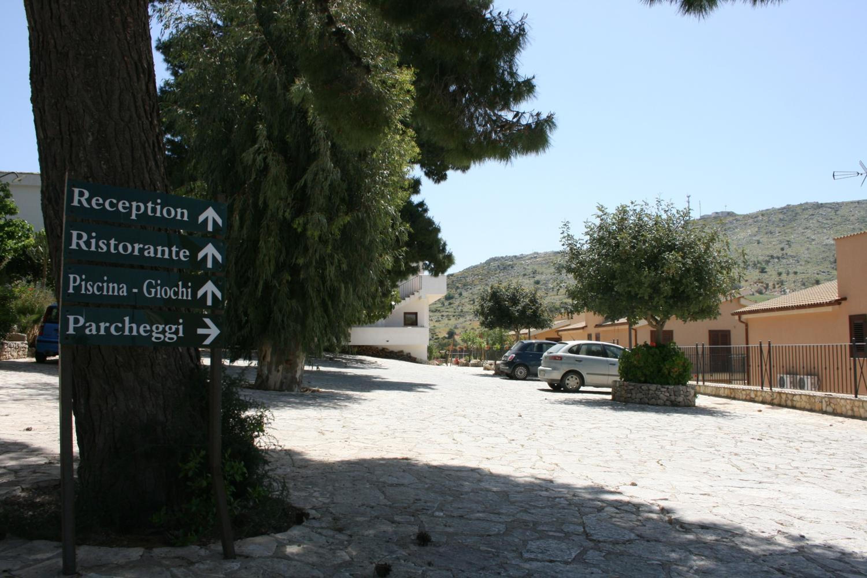 Hotel & Residence Il Cortile 39/50