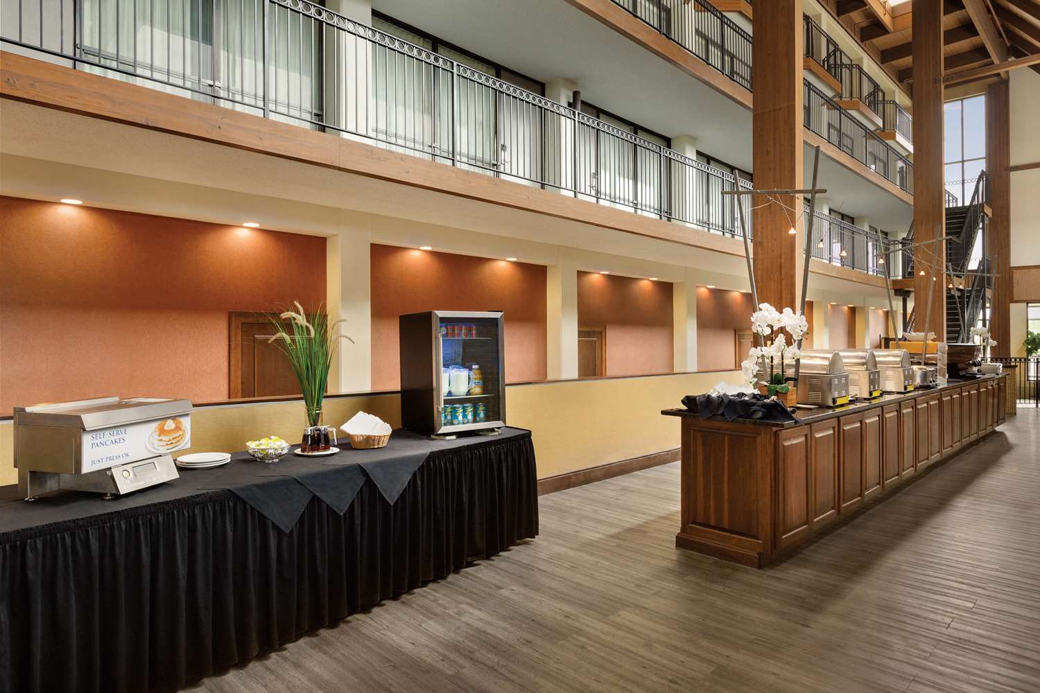 Radisson Hotel Lenexa Overland Park 10/54