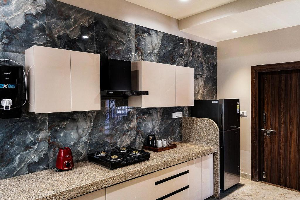 Lobby at ELIVAAS Shourya Villa Athena 3-BHK Villa With Swimming Pool & Terrace, UDAIPUR