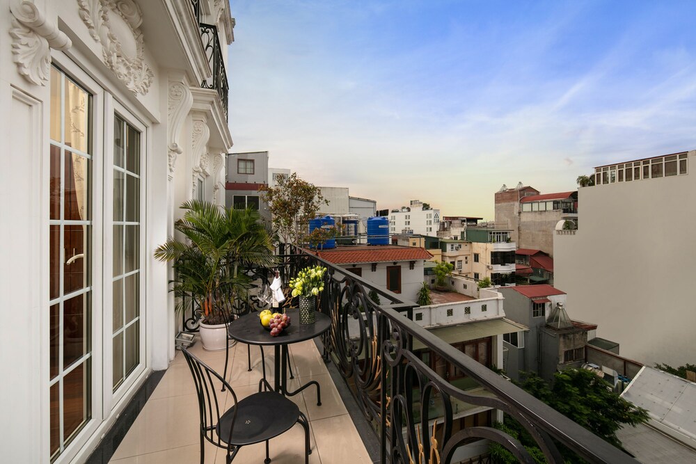 Sunline Hotel 33/50