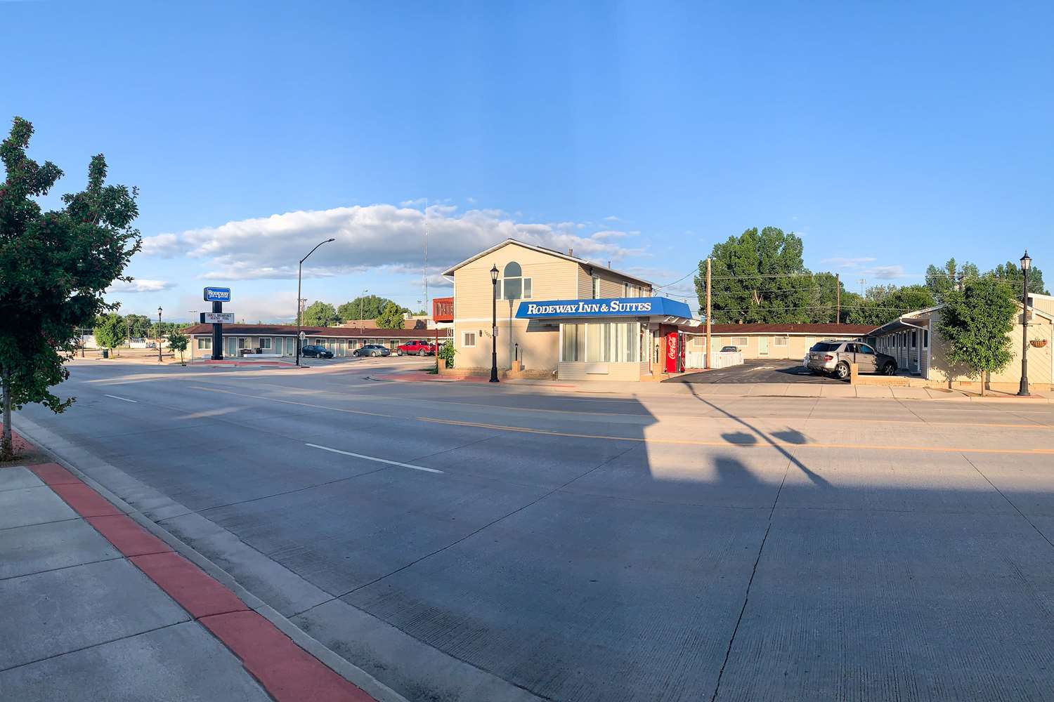 Roadside Motel 4/4