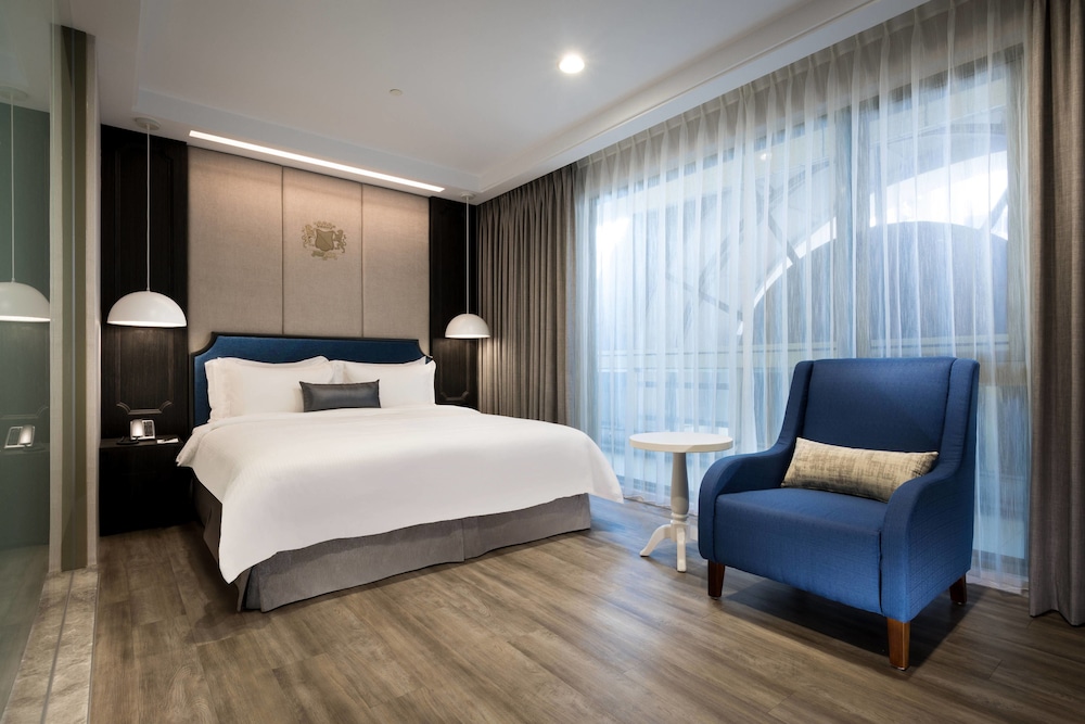 Hua Hotel 21/67