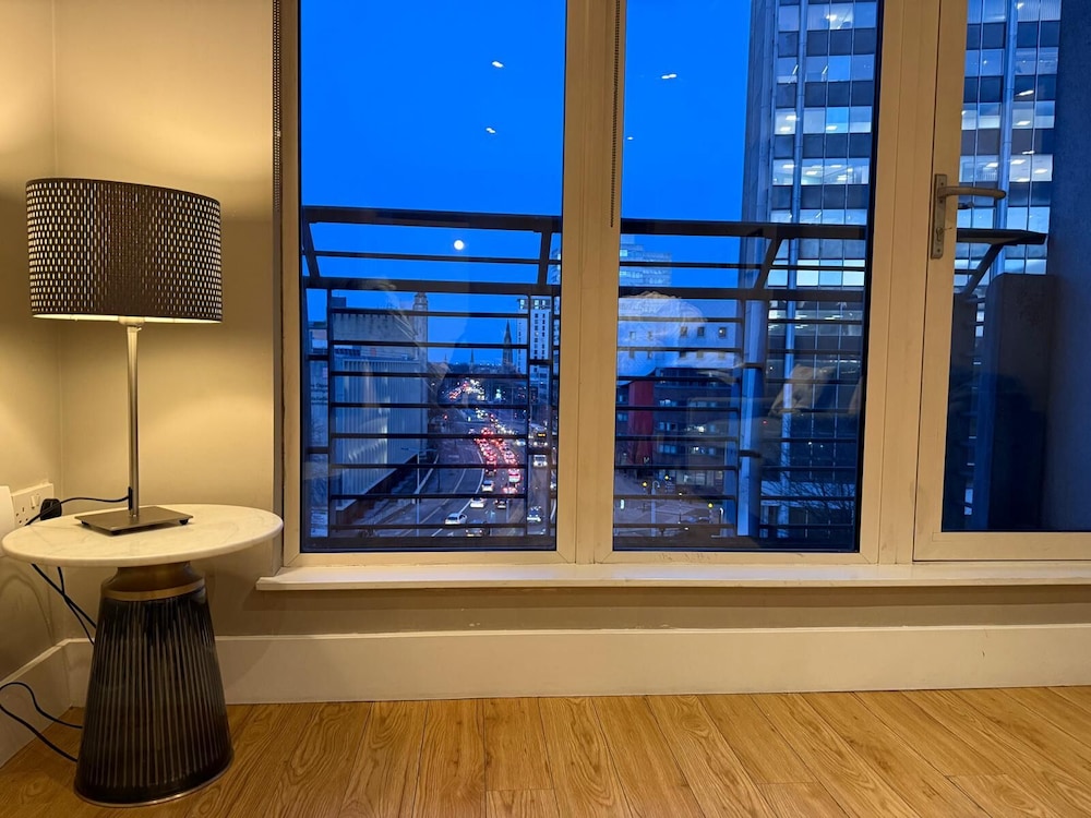 The Cardiff Apartment 7/21