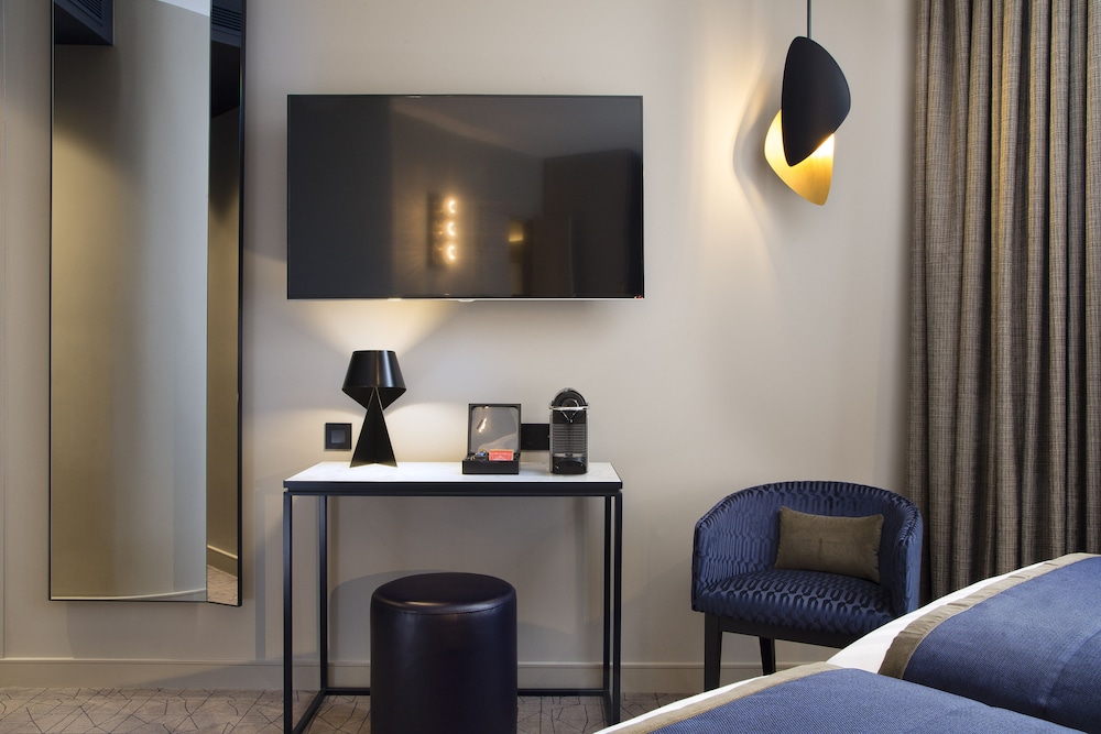Le 10 Bis Hotel 9/65