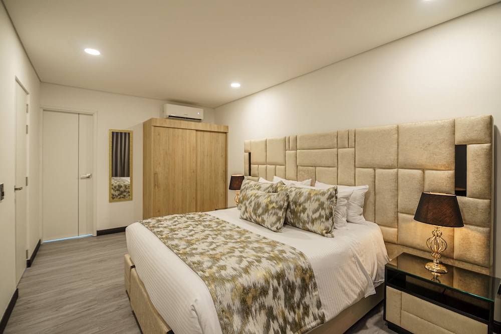 PREMIUM, APARTMENT, CITY VIEW