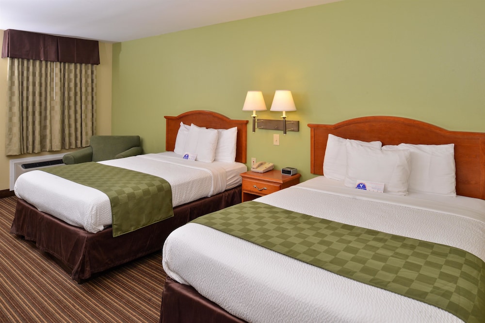 Americas Best Value Inn And Suites University Avenue 11/18