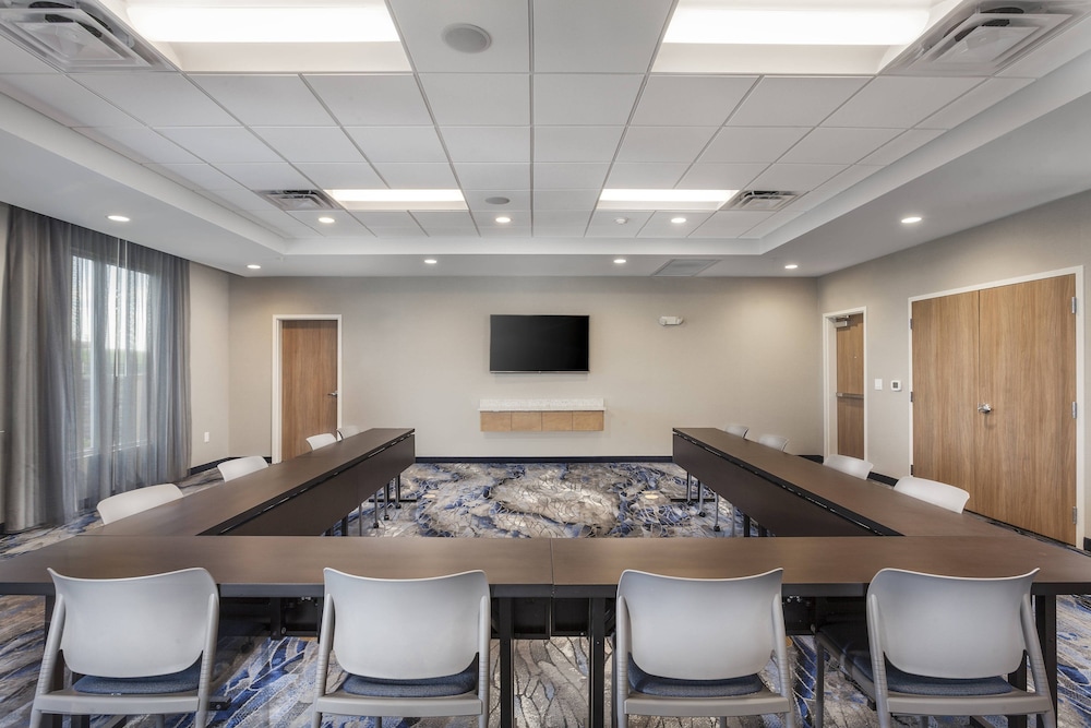 Fairfield Inn Suites Lebanon 34/37