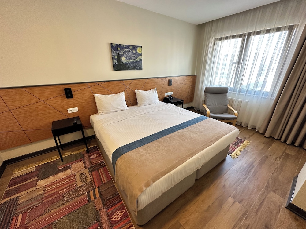 N'Ala Otel 8/36