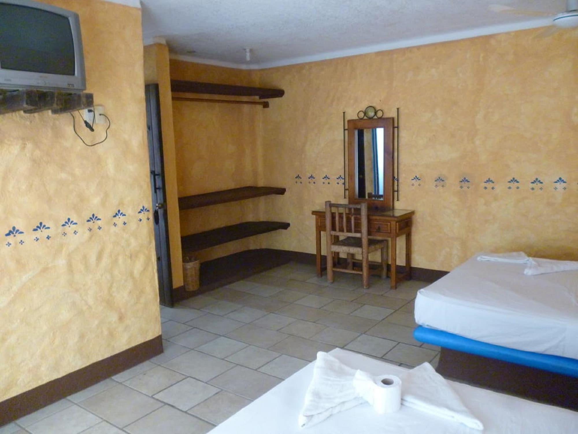 Casa Vieja 20/20