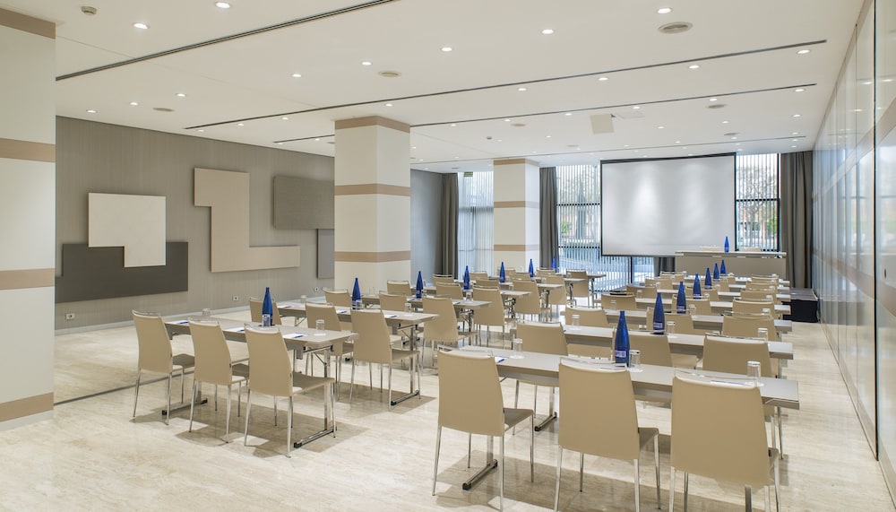 Nh Sevilla Plaza De Armas Hotel 39/50