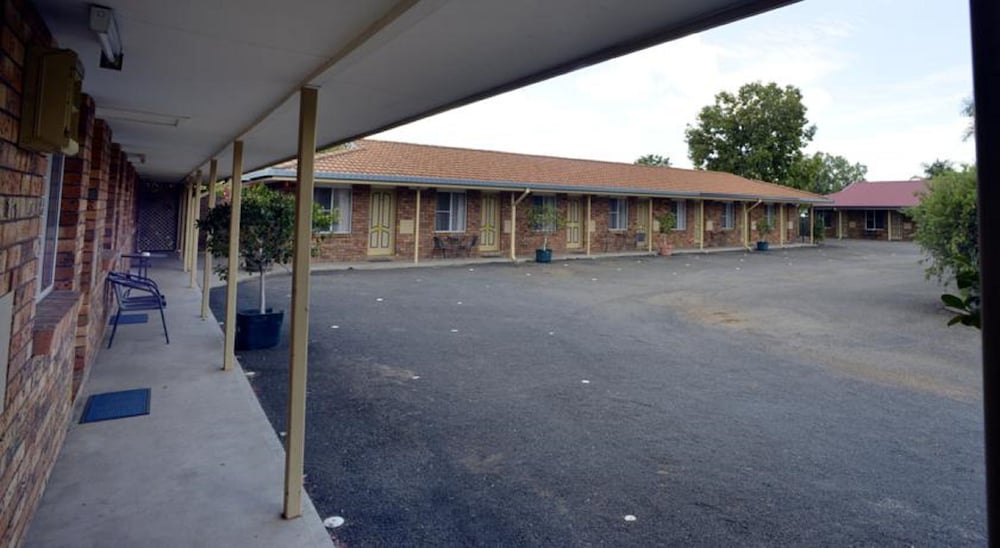 BELLVIEW MOTEL 1/55