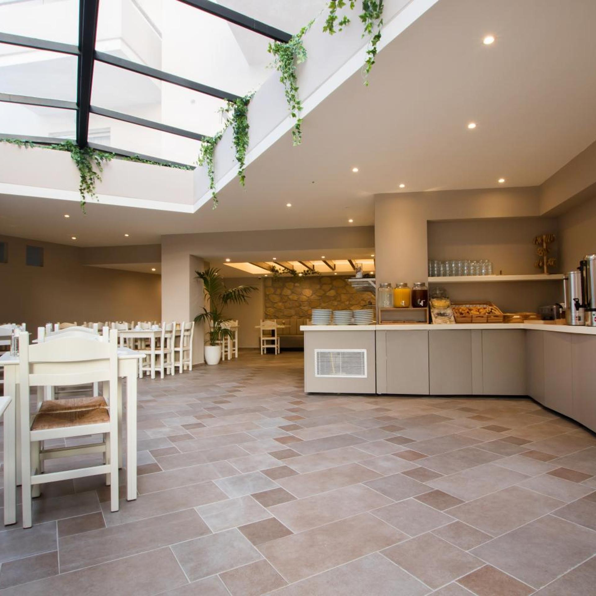 Parasol Luxury Hotel & Suites 15/80