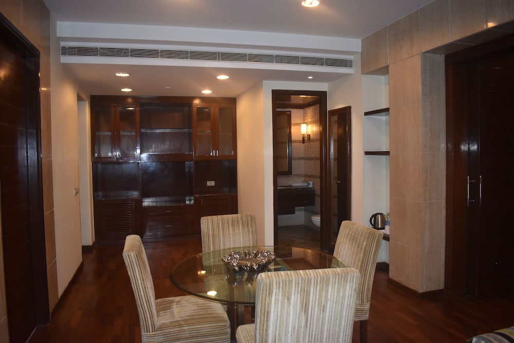 The Ocean Pearl Retreat 10/26