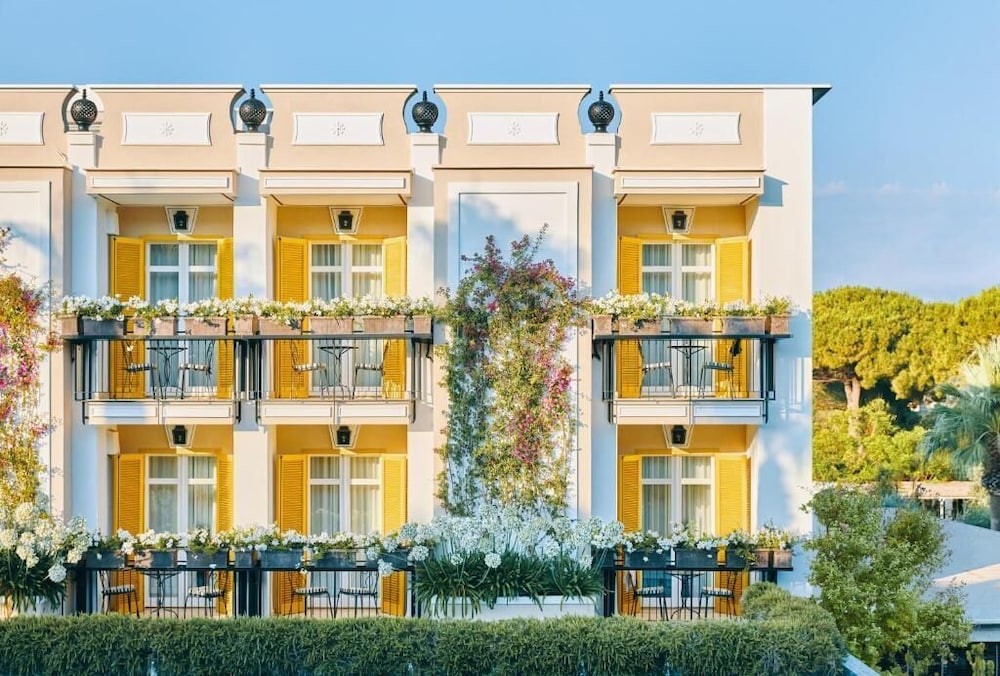 Esplanade Boutique Hotel 1/38