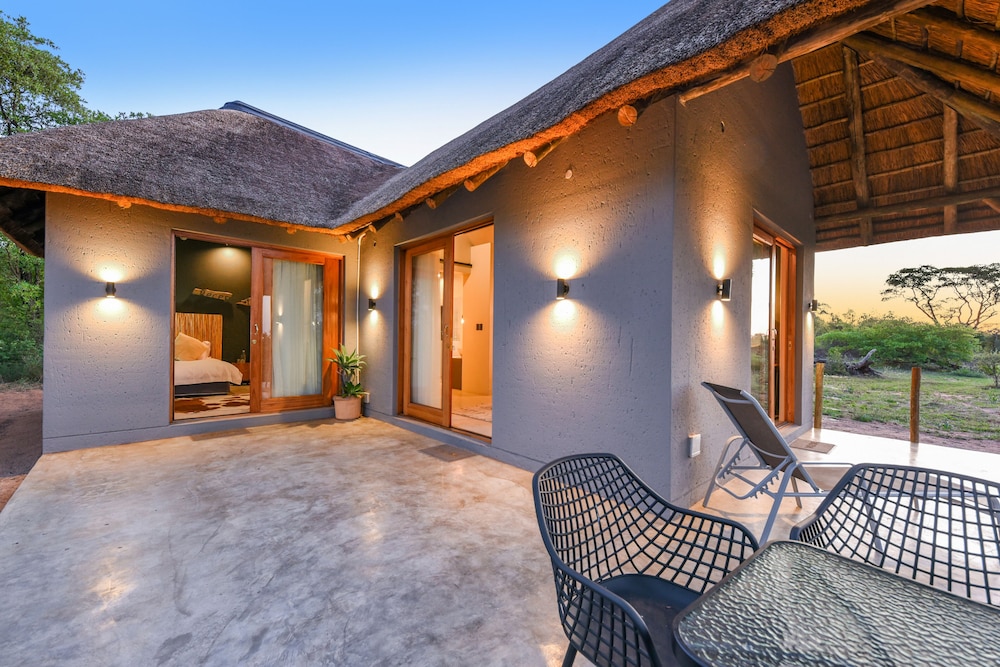 Mziki Safari Lodge 45/76