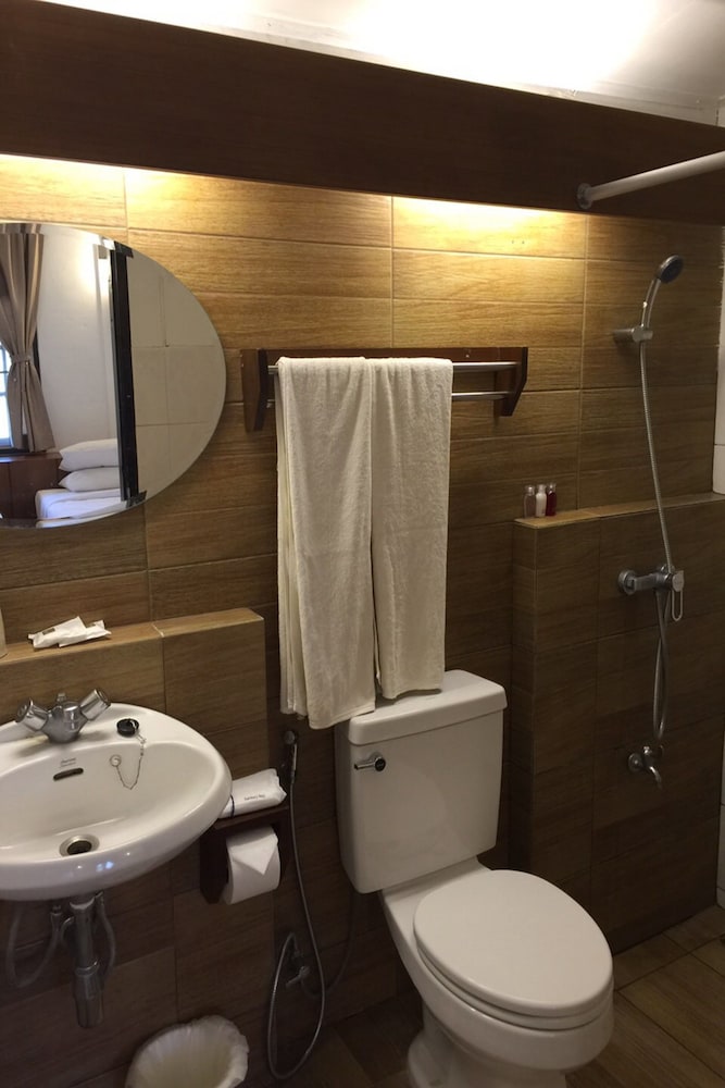 Maesa Valley Garden Resort & Craft Village 65/67