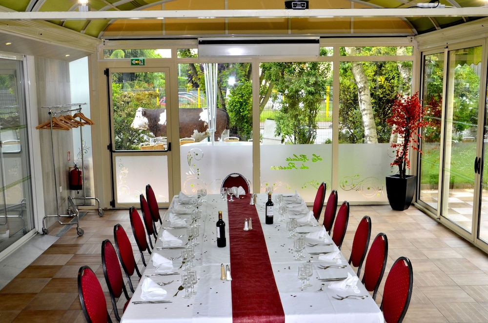 Hotel Le Relais Du Parisis 30/50