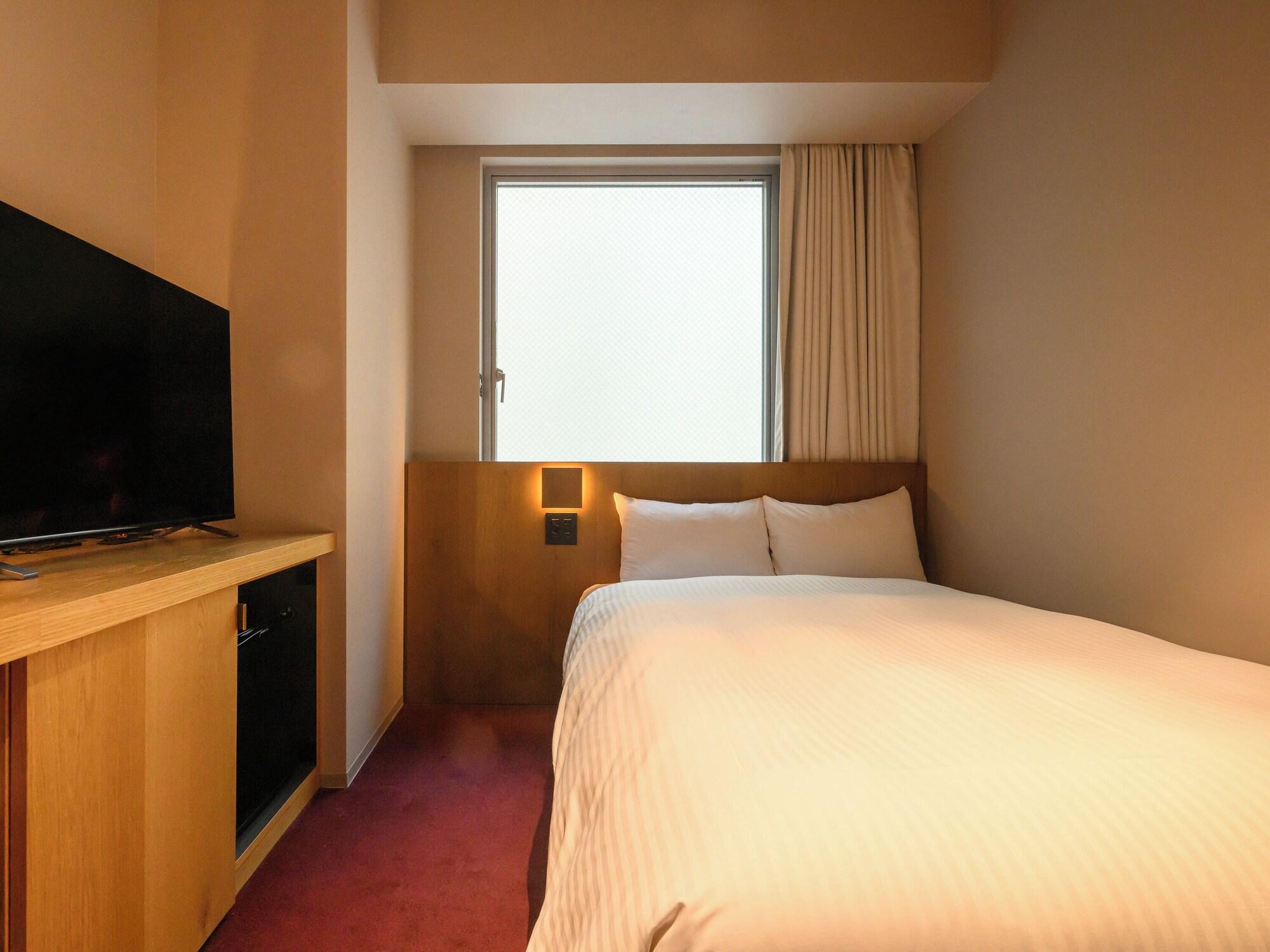 Semi Room, Double Bed