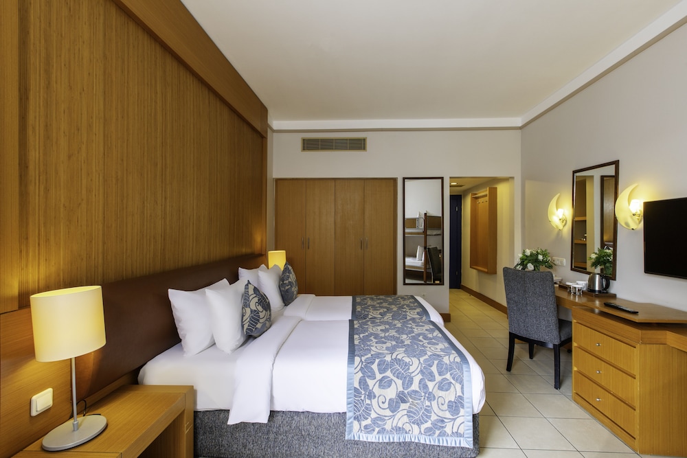 Labranda Alantur Resort 13/77