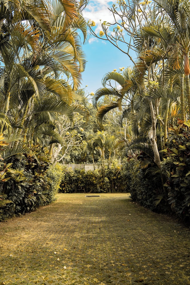 Mahagiri Villa And Spa Dreamland 66/71