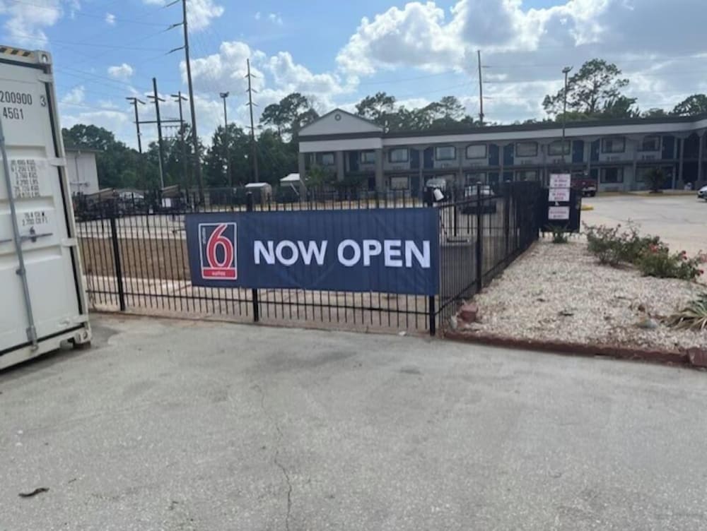 Studio6 Suites Opelousas, LA 44/55