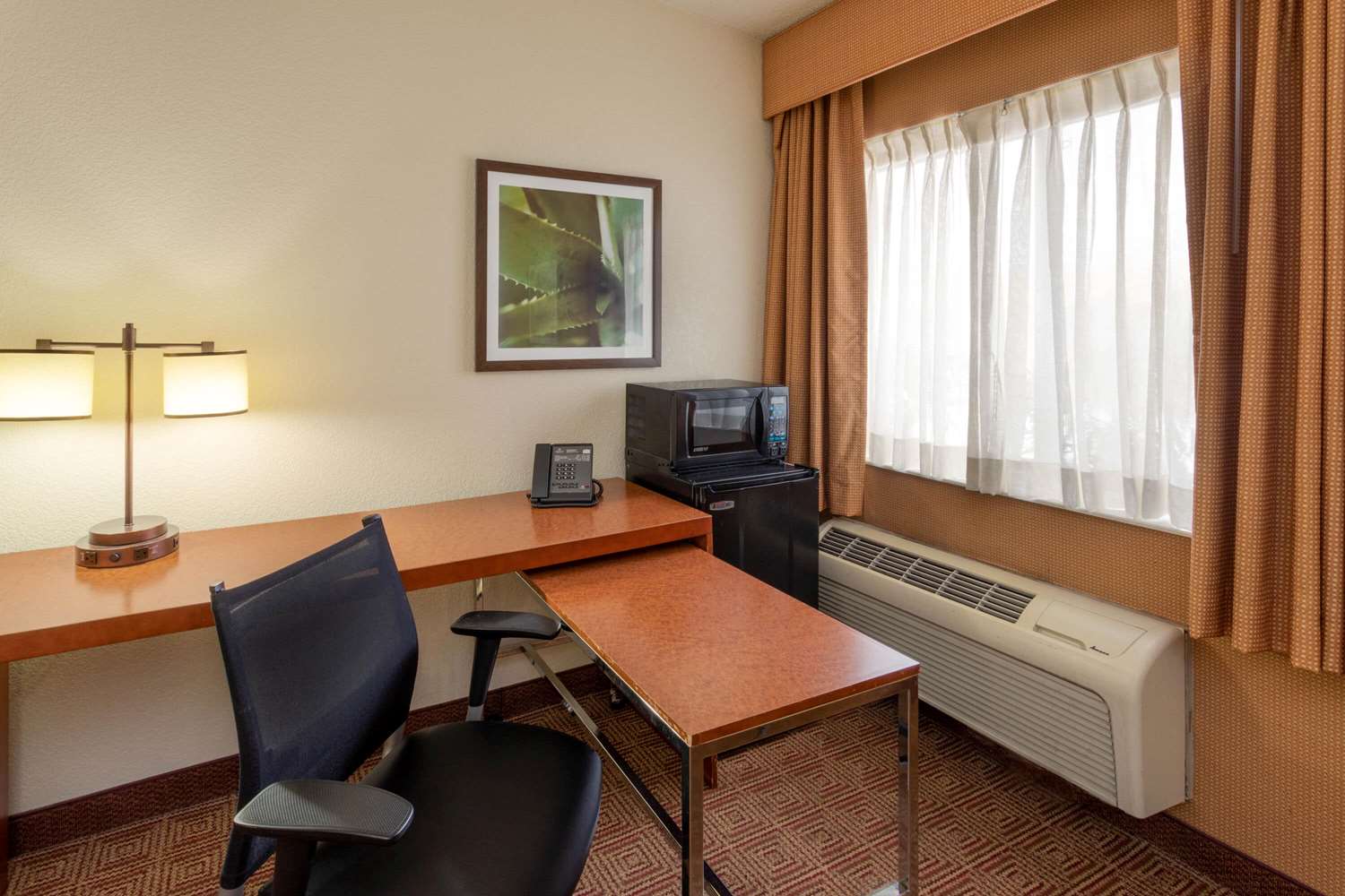 La Quinta Inn by Wyndham Minneapolis Airport Bloomington 46/53