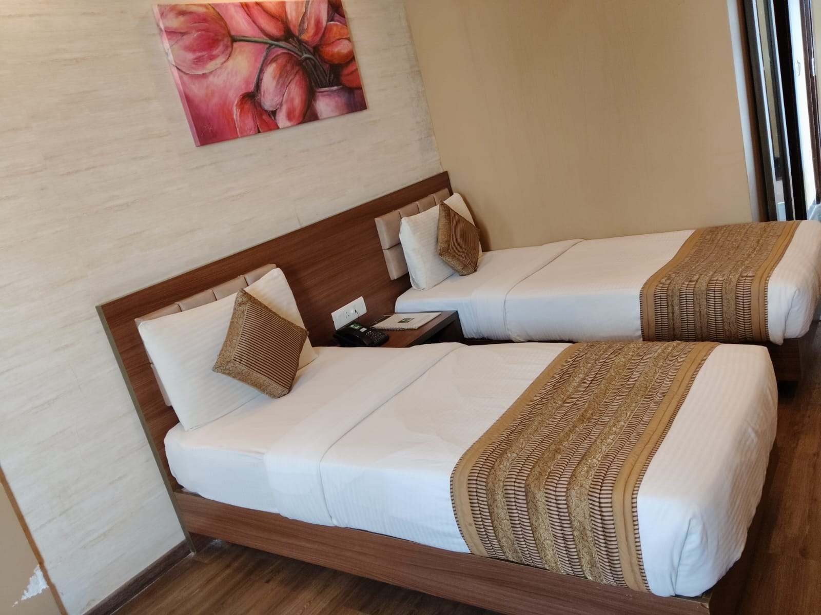 Deluxe, Twin Beds, Jaganth Temple View, Balcony