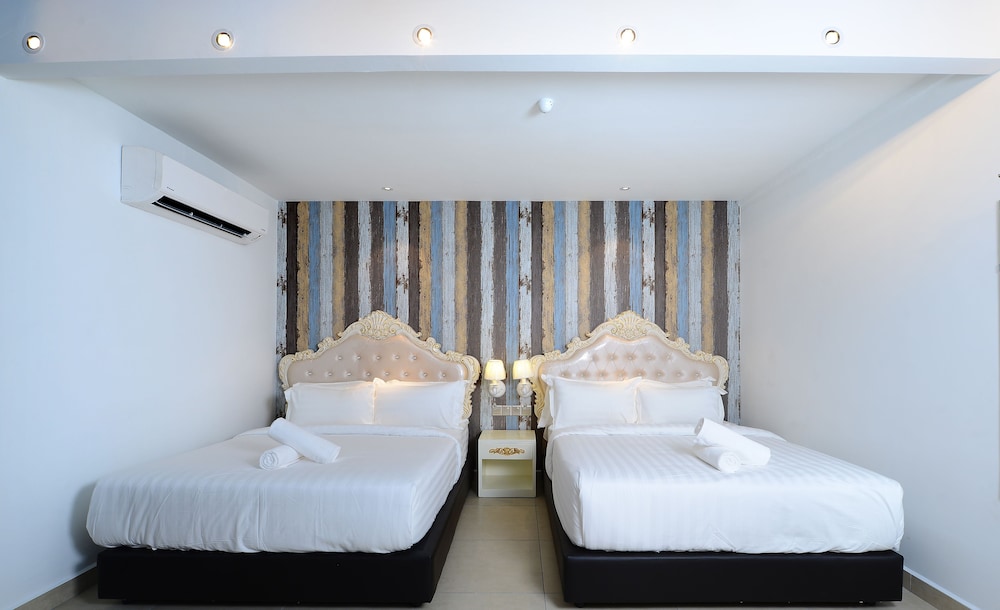 Hotel De Art Usj 21 18/35