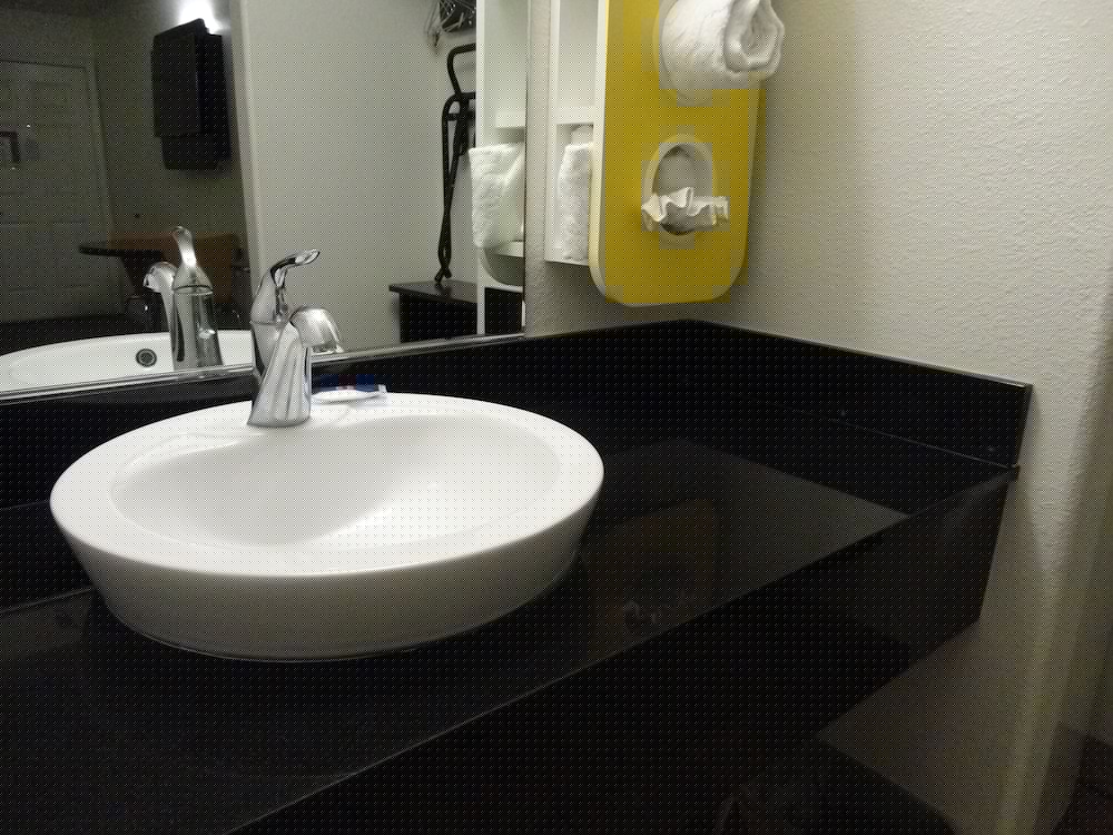 Motel 6 Monterey Downtown 46/66