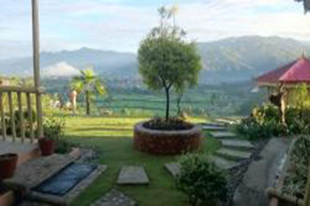 Nepal Yoga Retreat 8/16