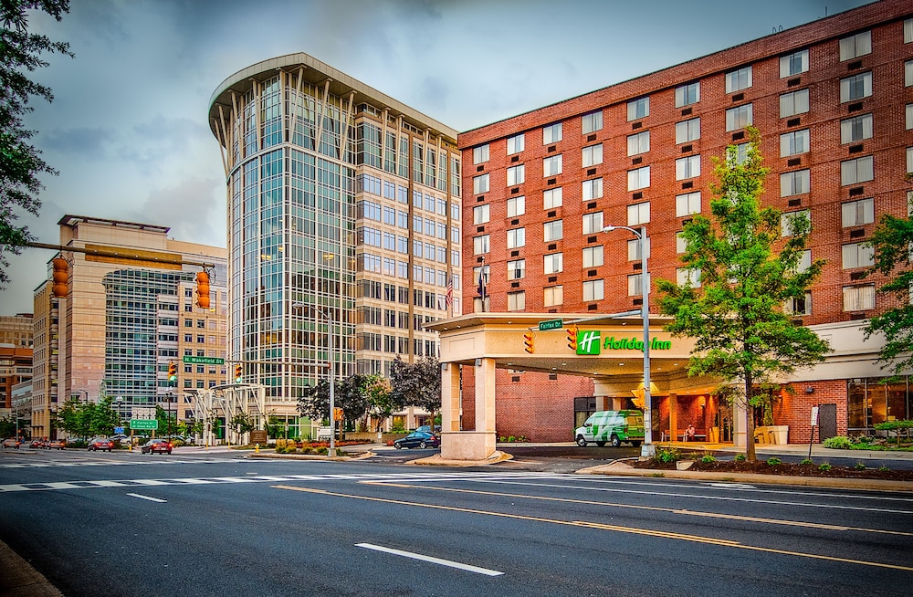 Holiday Inn Arlington at Ballston, an IHG Hotel 39/50