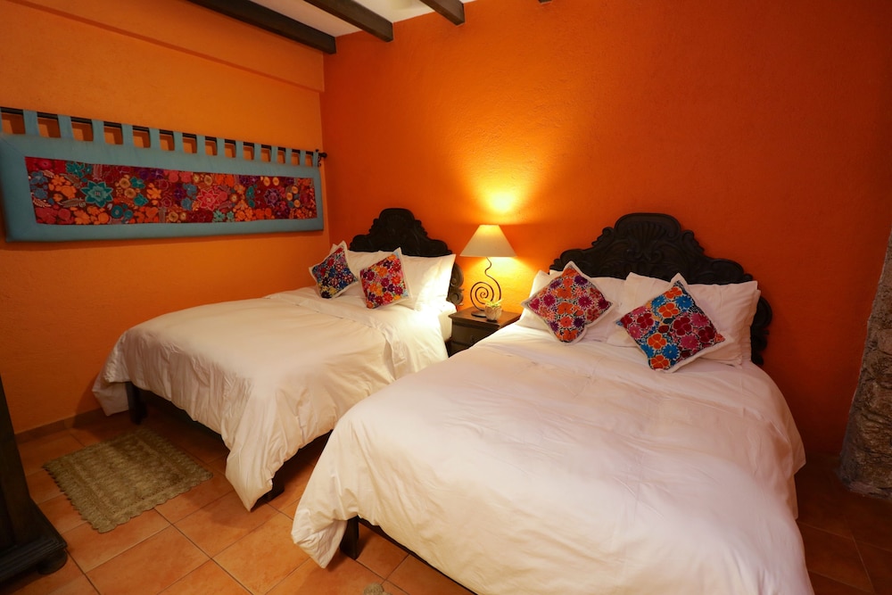 Casa Mia Suites 23/72