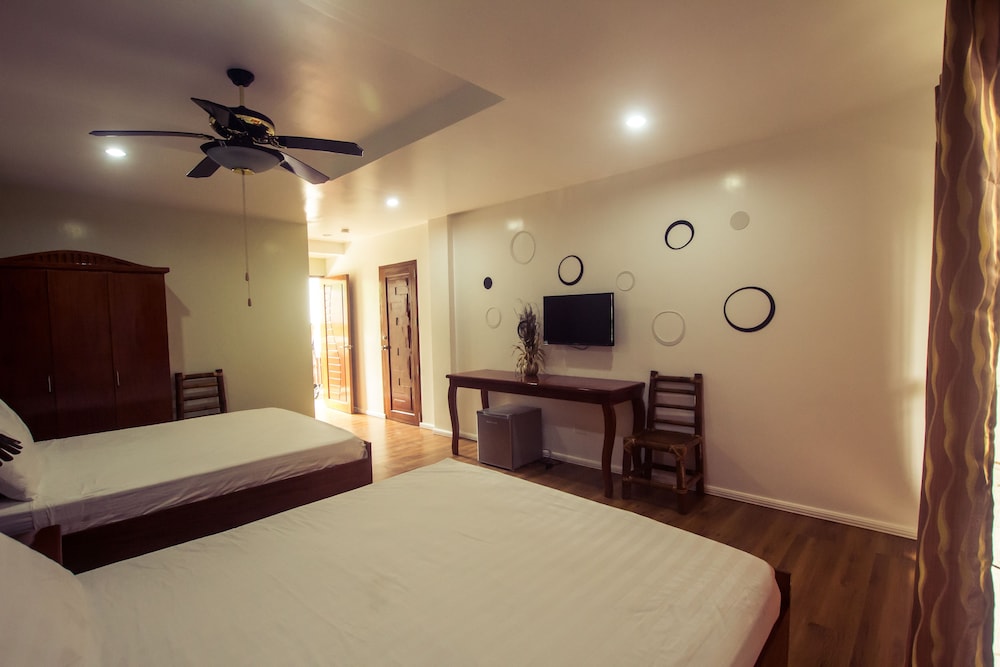 Oasis Resort And Spas 9/27
