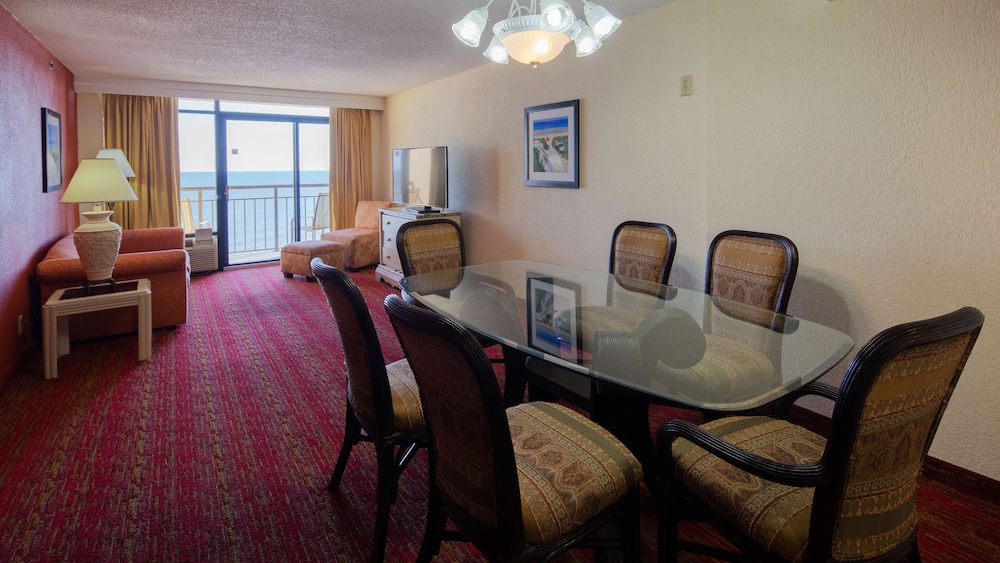 Best Western Ocean Sands Beach Resort 22/35