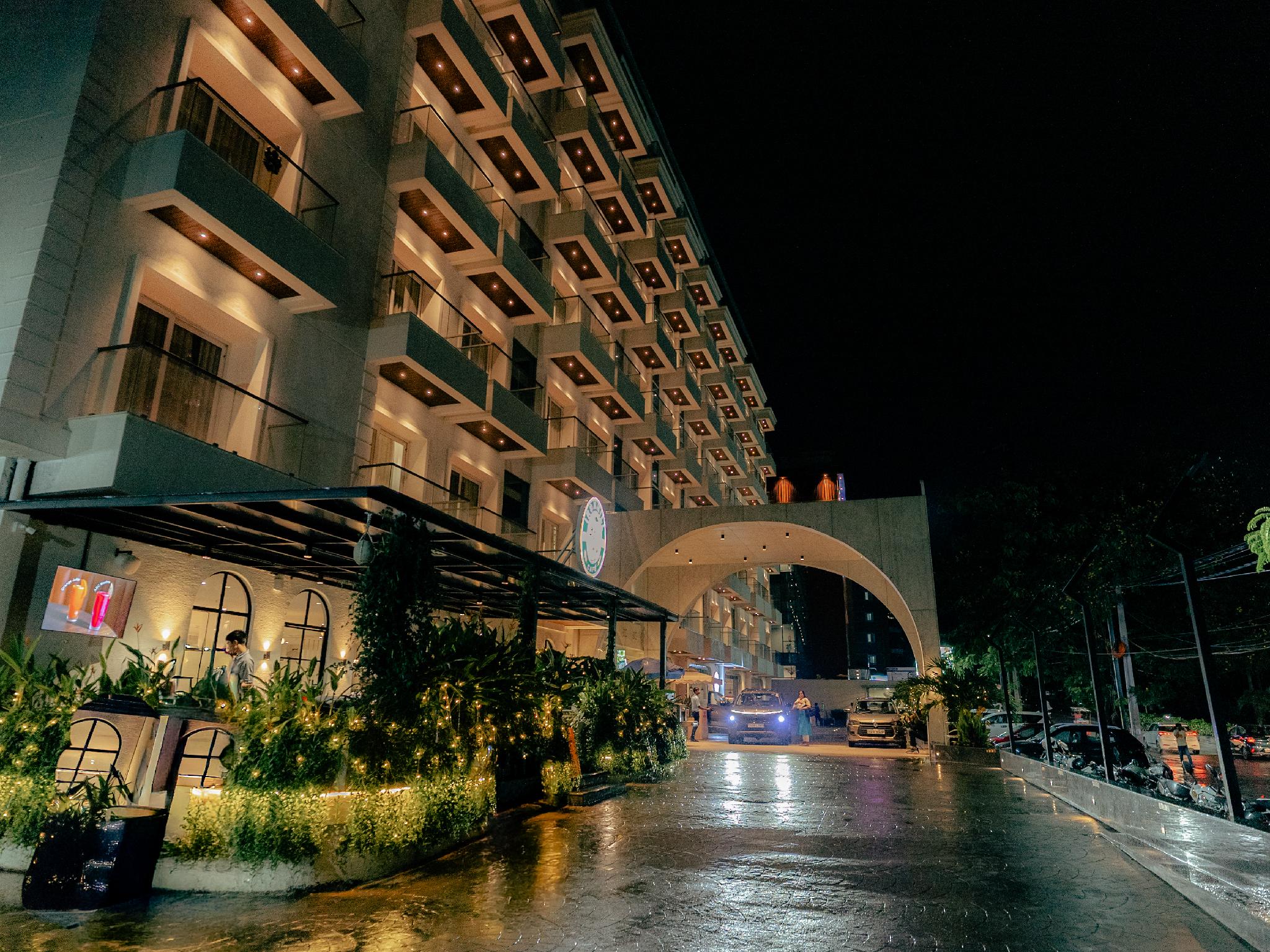 Clarion Hotel Hyderabad 7/36