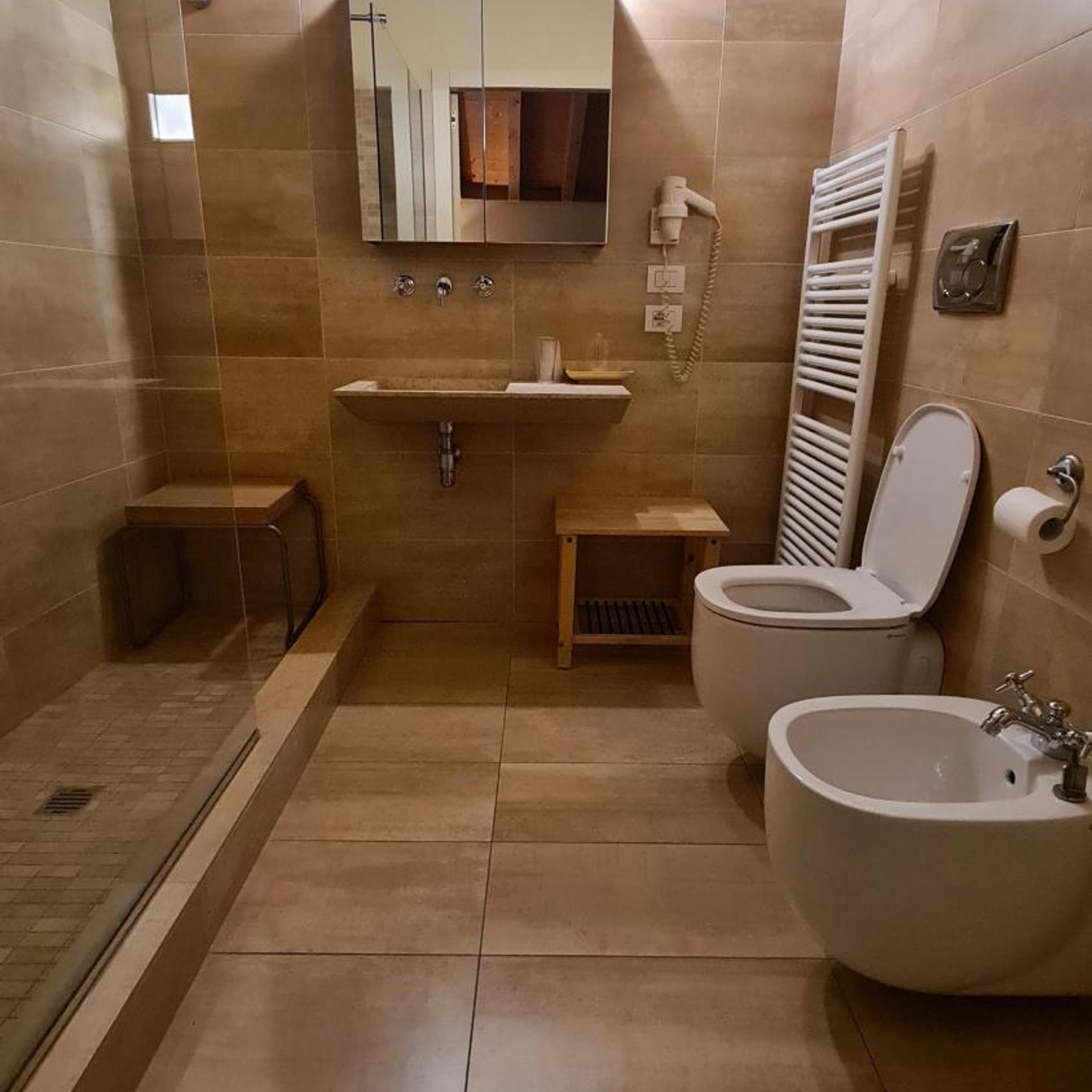 غرفة سوبيريور بسرير مزدوج أو سريرين منفصلين بإطلالة على المدينة، Hotel Piazza Vecchia 7/8