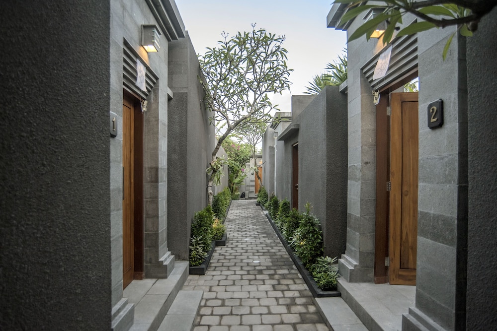 Sandi Agung Villa Bidadari 24/28