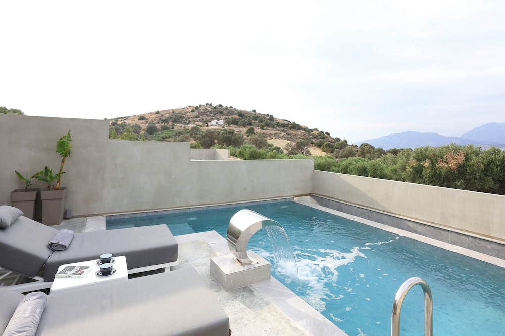Marnos Green Luxury Villas 39/39