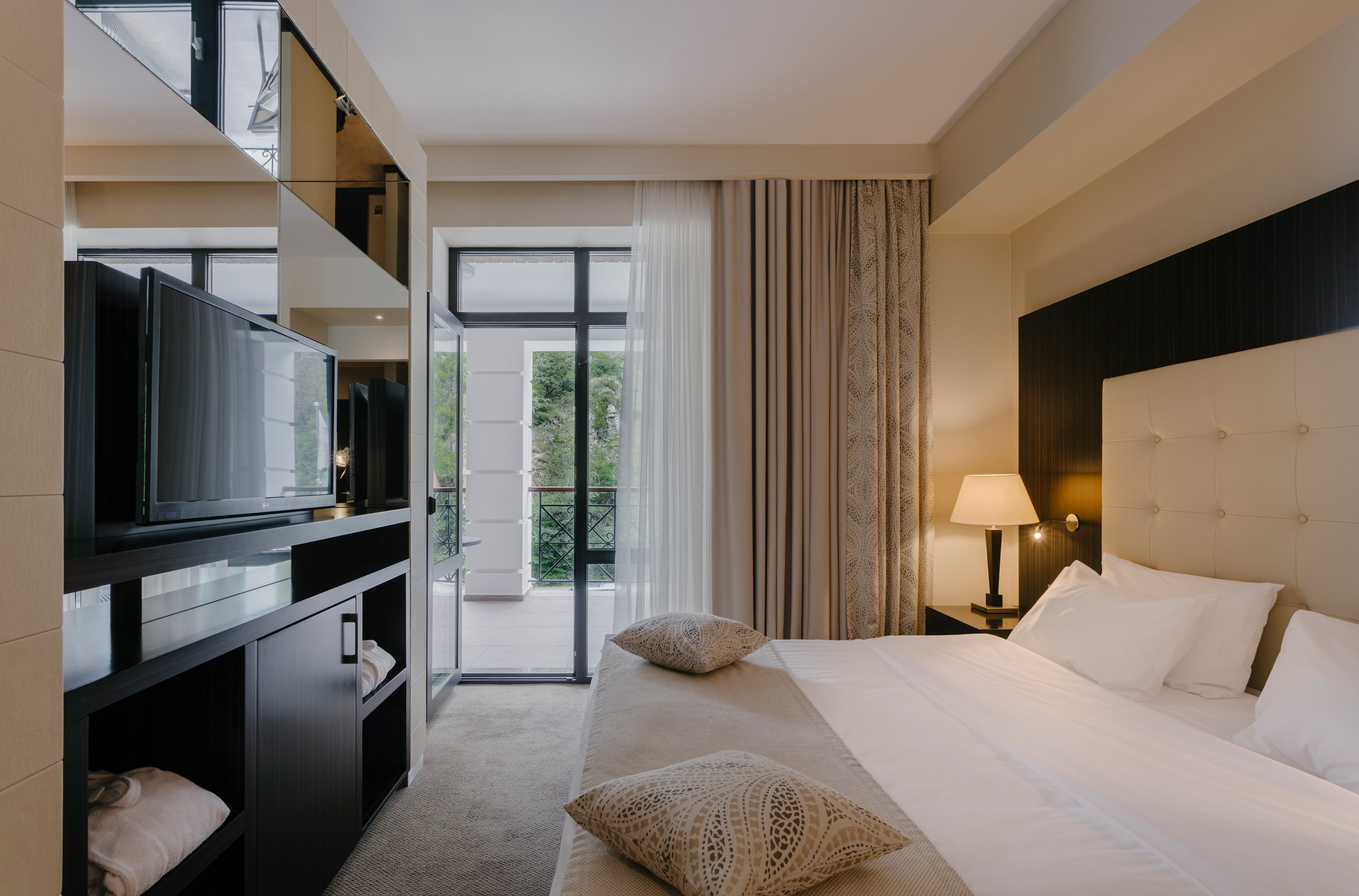 Crowne Plaza Borjomi 9/76